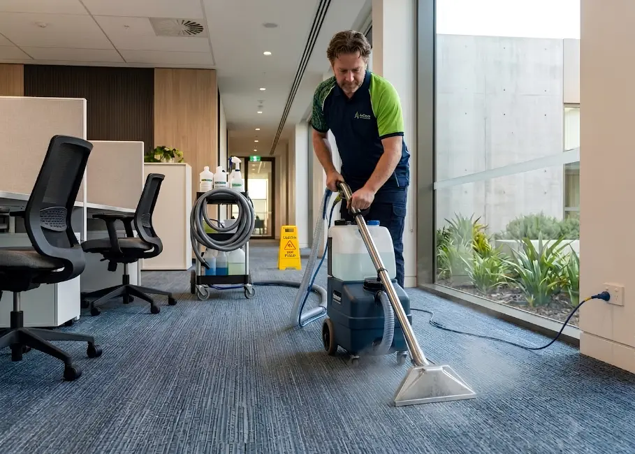 Specialist periodic cleaning of a commercial floor